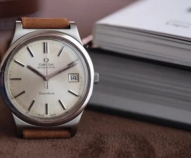 Compra y venta de relojes de pulsera de época coleccionables