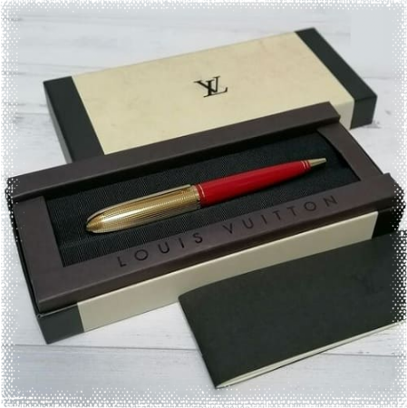 Vende aquí tu bolígrafo Louis Vuitton de segunda mano