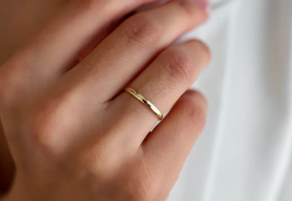 En este caso, un anillo bañado en oro.